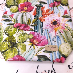 Kaktuszos-Vízálló uzsonnás tasak kézben vihető-PUL béléssel-Vállon is viheted egy megvásárolható pánttal - táska & tok - uzsonna- & ebéd tartó - ebéd tasak, doboz - Meska.hu