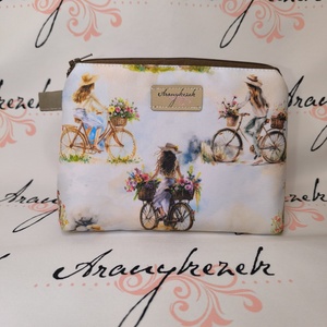 Biciklis lány virágos kosárral -neszesszer L méretben , Táska & Tok, Neszesszer, Varrás, Mindenmás, MESKA