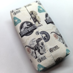 Jurassik park-bélelt papírzsebkendő tartó - táska & tok - pénztárca & más tok - zsebkendőtartó tok - Meska.hu