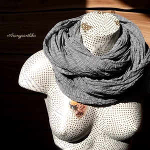 KAGYLÓHÉJ (hernyóselyem sál, csíkos) - Aranypántlika - ruha & divat - sál, sapka, kendő - sál - Meska.hu KAGYLÓHÉJ (hernyóselyem sál, csíkos) - Aranypántlika - ruha & divat - sál, sapka, kendő - sál - Meska.hu