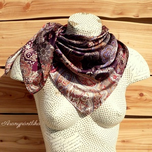 PAISLEY. (padlizsán-kék-bézs szaténselyem kendő) - ruha & divat - sál, sapka, kendő - kendő - Meska.hu PAISLEY. (padlizsán-kék-bézs szaténselyem kendő) - ruha & divat - sál, sapka, kendő - kendő - Meska.hu