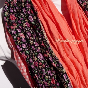 Korallos pezsgés csipkés csősál - Aranypántlika - ruha & divat - sál, sapka, kendő - sál - Meska.hu Korallos pezsgés csipkés csősál - Aranypántlika - ruha & divat - sál, sapka, kendő - sál - Meska.hu