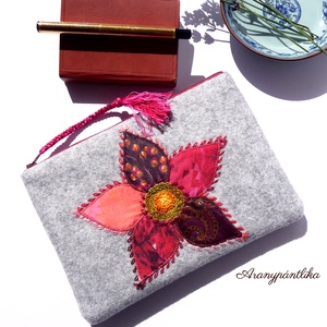 Vadvirágom cipzáros erszény - Aranypántlika - táska & tok - neszesszer - Meska.hu