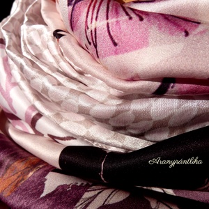 Füstös mályva EXTRA SZÉLES hernyóselyem-szaténselyem csősál - Aranypántlika - ruha & divat - sál, sapka, kendő - sál - Meska.hu Füstös mályva EXTRA SZÉLES hernyóselyem-szaténselyem csősál - Aranypántlika - ruha & divat - sál, sapka, kendő - sál - Meska.hu