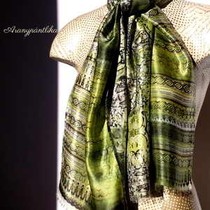 Selyem moha hernyóselyem sál - Aranypántlika - ruha & divat - sál, sapka, kendő - sál - Meska.hu Selyem moha hernyóselyem sál - Aranypántlika - ruha & divat - sál, sapka, kendő - sál - Meska.hu