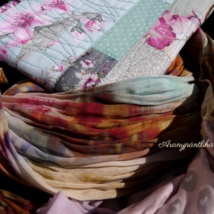 Szivárvány szett (erszényke sállal) - Aranypántlika - ruha & divat - sál, sapka, kendő - sál - Meska.hu Szivárvány szett (erszényke sállal) - Aranypántlika - ruha & divat - sál, sapka, kendő - sál - Meska.hu