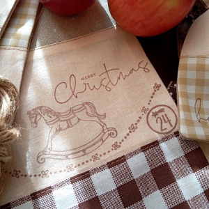 Adventi naptár (bézs-barna) - karácsony - adventi díszek - adventi naptár - Meska.hu