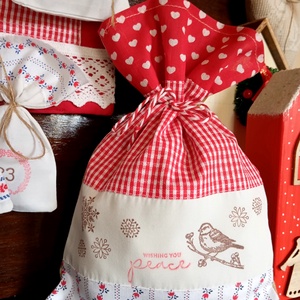 Adventi naptár mikulás zsákkal (piros-kék-fehér) - karácsony - adventi díszek - adventi naptár - Meska.hu