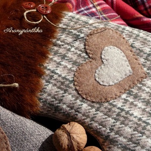 3 db szőrmés mikulás csizma (bézsek) - karácsony - mikulás - mikulás csizma és zokni - Meska.hu