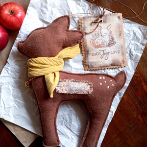 Őzikés karácsonyi ajándékbox - karácsony - karácsonyi lakásdekoráció - karácsonyfadíszek - Meska.hu