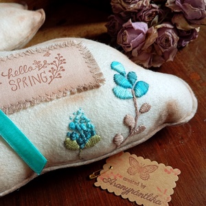 Tavaszváró nyuszi - otthon & életmód - dekoráció - asztal és polc dekoráció - asztaldísz - Meska.hu