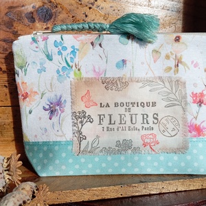 Tavaszi virágos neszeszer (menta pöttyös) - táska & tok - neszesszer - Meska.hu