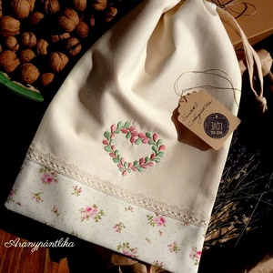 3 darabos ajándékbox hímzett textil zsákkal - táska & tok - bevásárlás & shopper táska - kenyeres zsák - Meska.hu