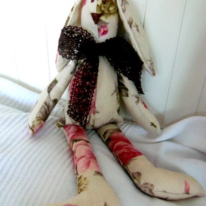 Rózsás nyuszifiú - Meska.hu