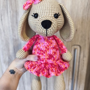 Horgolt kutyus szoknyában, masnis lány kutya � bézs amigurumi figura, kézműves plüss kutya, Játék & Sport, Plüssállat & Játékfigura, Kutya, Horgolás, MESKA