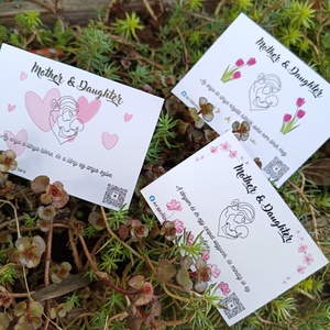 Páros anya lánya karkötő � Anyák napi ajándék �Virágos karkötő  - ruha & divat - páros szett - anya-lánya szett - Meska.hu