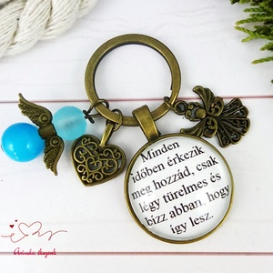 Minden időben érkezik üveglencsés kulcstartó táskadísz türkizkék angyallal pedagógus szülinap névnap karácsony  - táska & tok - kulcstartó & táskadísz - táskadísz - Meska.hu