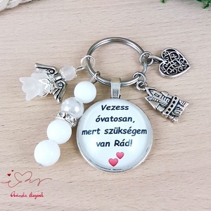 Vezess óvatosan, mert szükségem van Rád! feliratos üveglencsés kulcstartó táskadísz karácsony szülinap névnap - táska & tok - kulcstartó & táskadísz - kulcstartó - Meska.hu