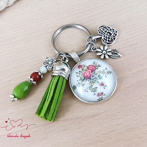 Rózsalugas zöld bojtos üveglencsés kulcstartó táskadísz  - táska & tok - kulcstartó & táskadísz - táskadísz - Meska.hu