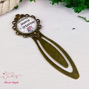 Holnap innen folytatom üveglencsés könyvjelző egyedi ajándék ballagásra évzáróra pedagógusnak születésnapra névnapra nő - könyv & zene - könyvjelző - Meska.hu