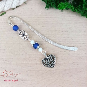 Sötétkék szív könyvjelző egyedi ajándék ballagásra évzáróra pedagógusnak születésnapra névnapra nőnek lánynak  - könyv & zene - könyvjelző - Meska.hu