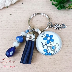 Kék virágok kék bojtos üveglencsés kulcstartó táskadísz  - táska & tok - kulcstartó & táskadísz - táskadísz - Meska.hu