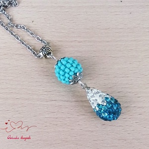 Kék, fehér kristály shamballa stílusú kristály csepp és fűzött bogyó nyaklánc  - ékszer - nyaklánc - bogyós nyaklánc - Meska.hu