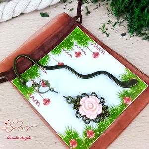 Rózsaszín nagy rózsa könyvjelző antik bronz alappal szívvel virággal - könyv & zene - könyvjelző - Meska.hu