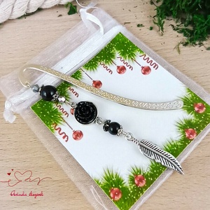 Fekete apró rózsa könyvjelző tibeti ezüst alappal szürke és fekete gyöngyökkel tollal - könyv & zene - könyvjelző - Meska.hu