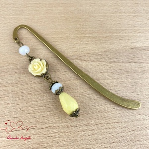 Krém apró rózsa könyvjelző antik bronz alappal fehér gyöngyel cseppel  - könyv & zene - könyvjelző - Meska.hu