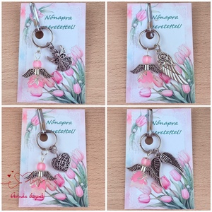 Nőnapi ajándék kedvesség rózsaszín angyala kulcstartó ajándékkártyával választható medállal szív angyal angyalszárny  - táska & tok - kulcstartó & táskadísz - kulcstartó - Meska.hu