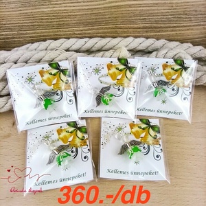 Angyalka medál sötétzöld 5 db-os csomagban ajándékkártyával karácsonyi apróság kollégának osztálytársnak vendégnek, Ékszer, Nyaklánc, Medál, Ékszerkészítés, Gyöngyfűzés, gyöngyhímzés, MESKA