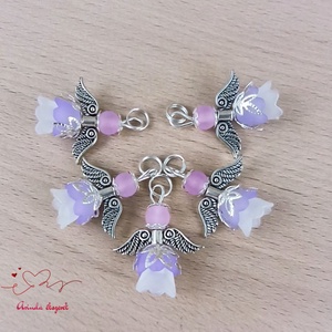 Angyalka medál lila 5 db-os csomagban ajándékkártyával karácsonyi apróság kollégának osztálytársnak vendégnek - karácsony - karácsonyi ajándékozás - karácsonyi képeslap, üdvözlőlap, ajándékkísérő - Meska.hu