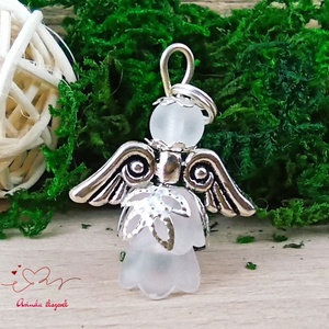 Angyalka medál fehér 5 db-os csomagban ajándékkártyával karácsonyi apróság kollégának osztálytársnak vendégnek - karácsony - karácsonyi ajándékozás - karácsonyi képeslap, üdvözlőlap, ajándékkísérő - Meska.hu