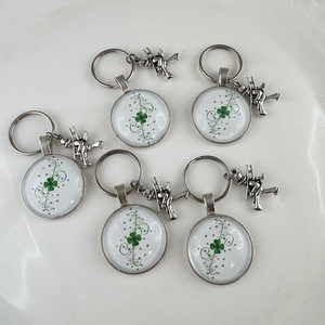 5 db üveglencsés kulcstartó táskadísz  - Meska.hu