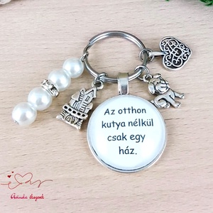 Az otthon kutya nélkül csak egy ház feliratos üveglencsés kulcstartó táskadísz , Táska & Tok, Kulcstartó & Táskadísz, Kulcstartó, Ékszerkészítés, Gyöngyfűzés, gyöngyhímzés, MESKA