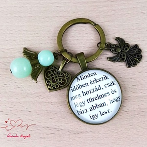 Minden időben érkezik feliratos üveglencsés kulcstartó táskadísz menta angyallal , Táska & Tok, Kulcstartó & Táskadísz, Kulcstartó, Ékszerkészítés, Gyöngyfűzés, gyöngyhímzés, MESKA