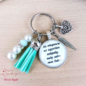 Az elegancia az egyetlen szépség feliratos menta bojtos üveglencsés kulcstartó táskadísz , Táska & Tok, Kulcstartó & Táskadísz, Táskadísz, Ékszerkészítés, Gyöngyfűzés, gyöngyhímzés, MESKA