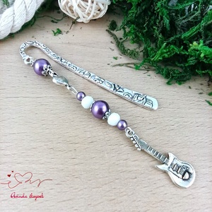 Lila gitár könyvjelző , Könyv & Zene, Könyvjelző, Ékszerkészítés, Gyöngyfűzés, gyöngyhímzés, MESKA