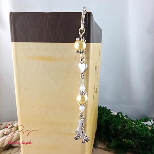 Vanília görkori könyvjelző  - könyv & zene - könyvjelző - Meska.hu