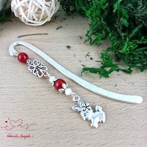 Piros nyuszi könyvjelző , Könyv & Zene, Könyvjelző, Ékszerkészítés, Gyöngyfűzés, gyöngyhímzés, MESKA