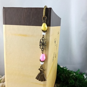 Rózsaszín sárga ruha könyvjelző  - könyv & zene - könyvjelző - Meska.hu