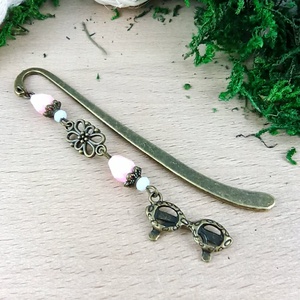 Szemüveg könyvjelző pink gyöngyökkel, Könyv & Zene, Könyvjelző, Ékszerkészítés, Gyöngyfűzés, gyöngyhímzés, MESKA