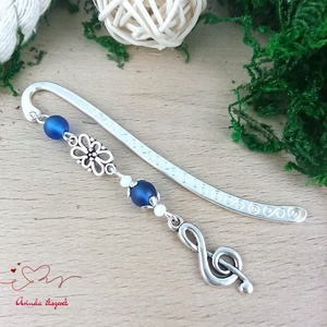 Sötétkék violinkulcs könyvjelző énektanárnak zenetanárnak ballagásra évzáróra pedagógusnapra, Könyv & Zene, Könyvjelző, Ékszerkészítés, Gyöngyfűzés, gyöngyhímzés, MESKA