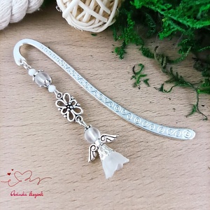 Angyal könyvjelző fehér gyöngyökkel - meghitt karácsonyi ajándék könyvszeretőknek - Meska.hu