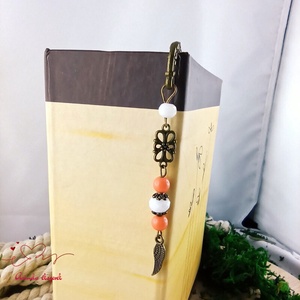 Angyalszárny könyvjelző  narancs gyöngyökkel - kézzel készült ajándék könyvszeretőknek - könyv & zene - könyvjelző - Meska.hu