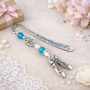 Balettcipő könyvjelző kék-fehér gyöngyökkel � elegáns ajándék táncosoknak, balett rajongóknak - Meska.hu