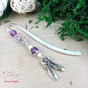 Balettcipő könyvjelző lila-fehér gyöngyökkel � elegáns ajándék táncosoknak, balett rajongóknak - könyv & zene - könyvjelző - Meska.hu