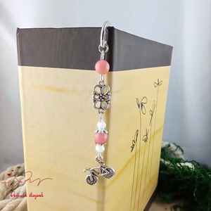 Biciklis könyvjelző � sportos, természetkedvelő ajándék szülinapra, névnapra rózsaszín gyöngyökkel - könyv & zene - könyvjelző - Meska.hu