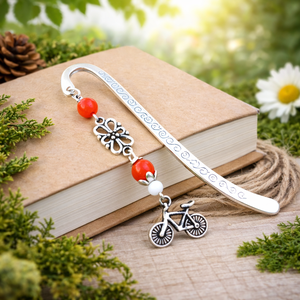 Biciklis könyvjelző � sportos, természetkedvelő ajándék szülinapra, névnapra piros gyöngyökkel, Könyv & Zene, Könyvjelző, Ékszerkészítés, Gyöngyfűzés, gyöngyhímzés, MESKA